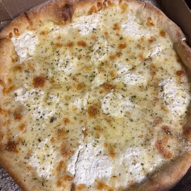 Bianca Pizza.