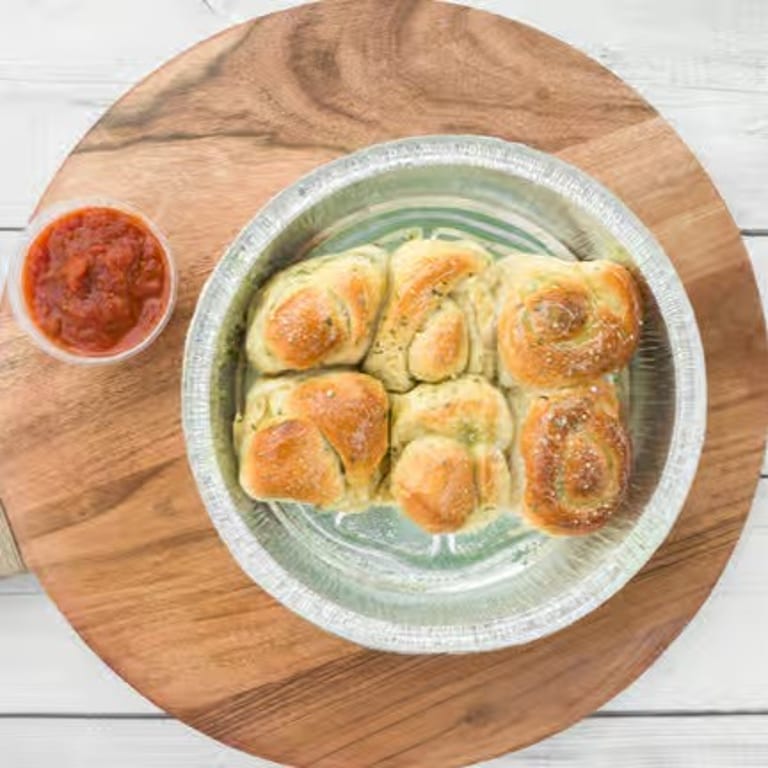 Garlic Knots: A Must-Try Italian Appetizer